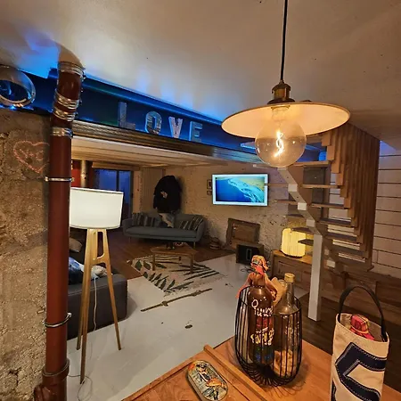 Maison De Charme Trentemoult, Village De Pecheur En Bord De Loire Holiday home